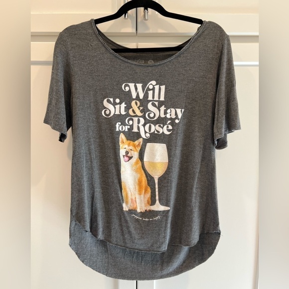 Puppies Make Me Happy T-Shirt. One Size. Measures L-XL. - Picture 10 of 10